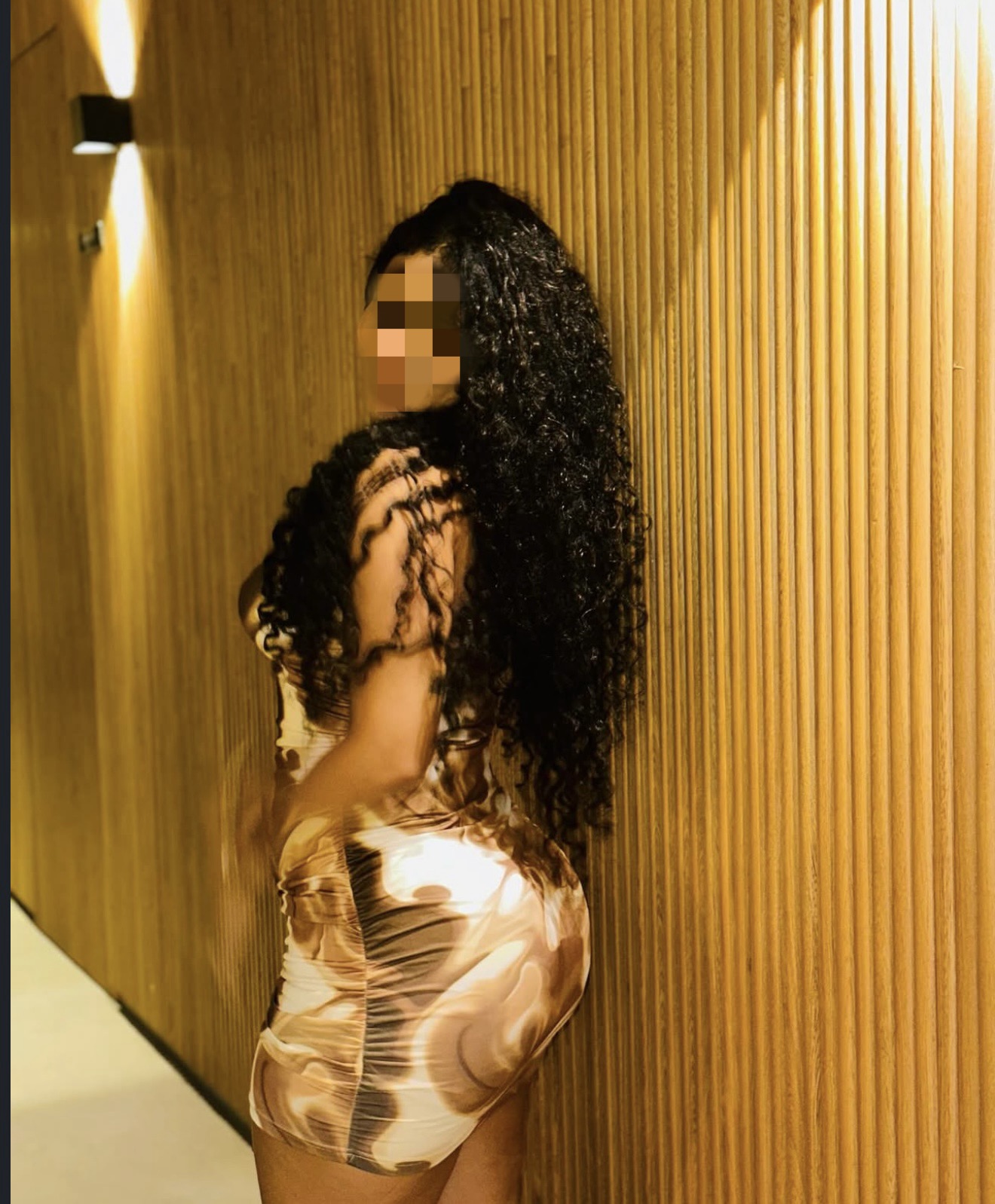 617494658|SOFI|Chica
