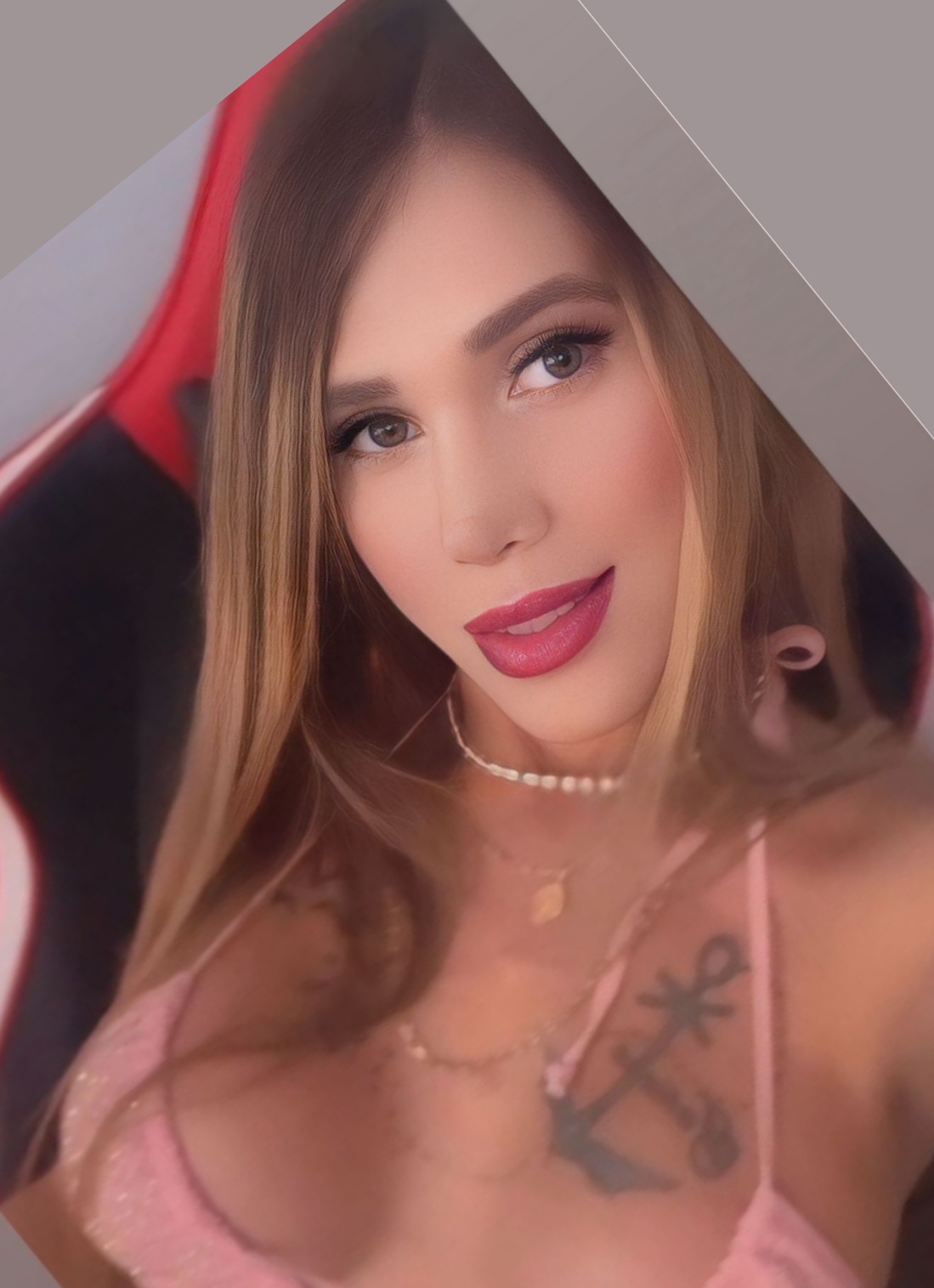 613385979|SARA|Transexual