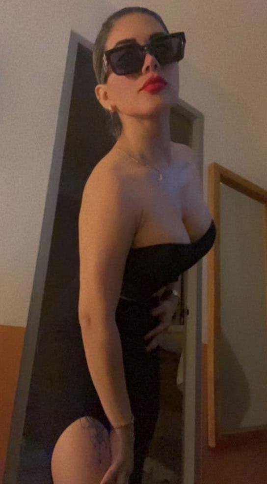 631933857|TATI|Chica