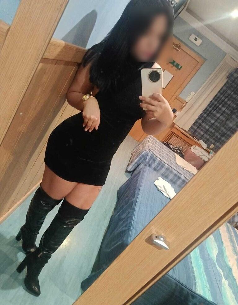 656293081|ANDREINA|Chica