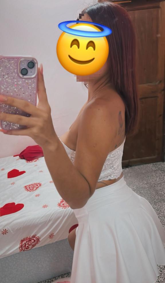 641118569|LUNA|Chica