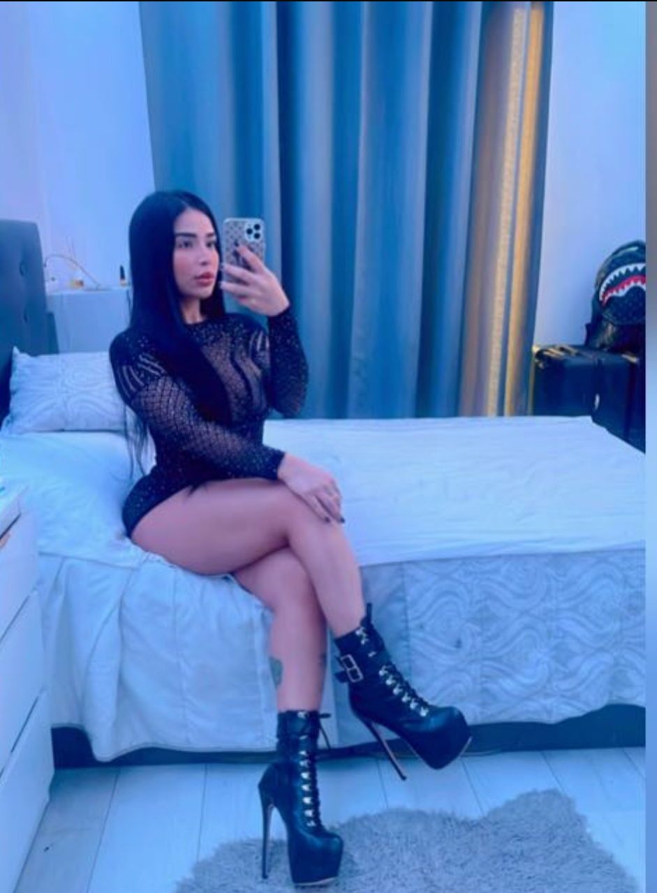 643304772|CELESTE|Chica