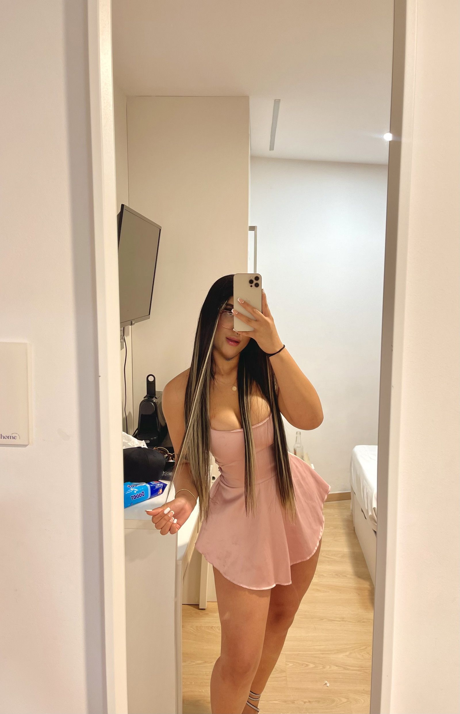 624526305|ISABELLA|Chica