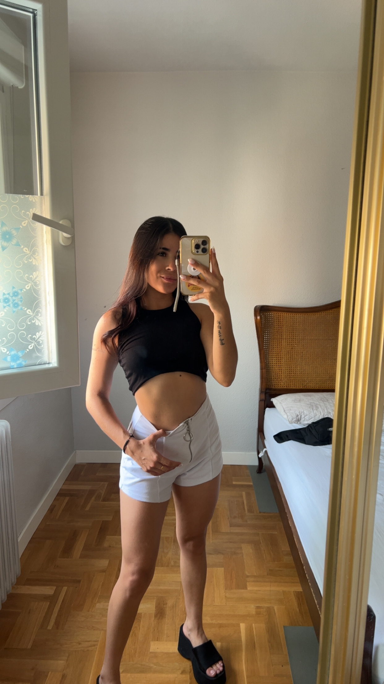 624281527|ALISON|Chica