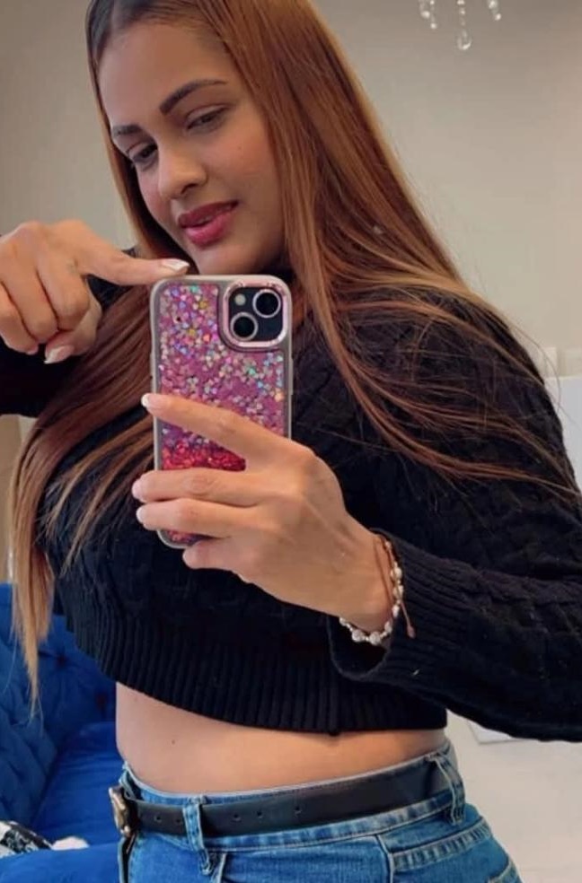 620942854|DANIELA|Chica