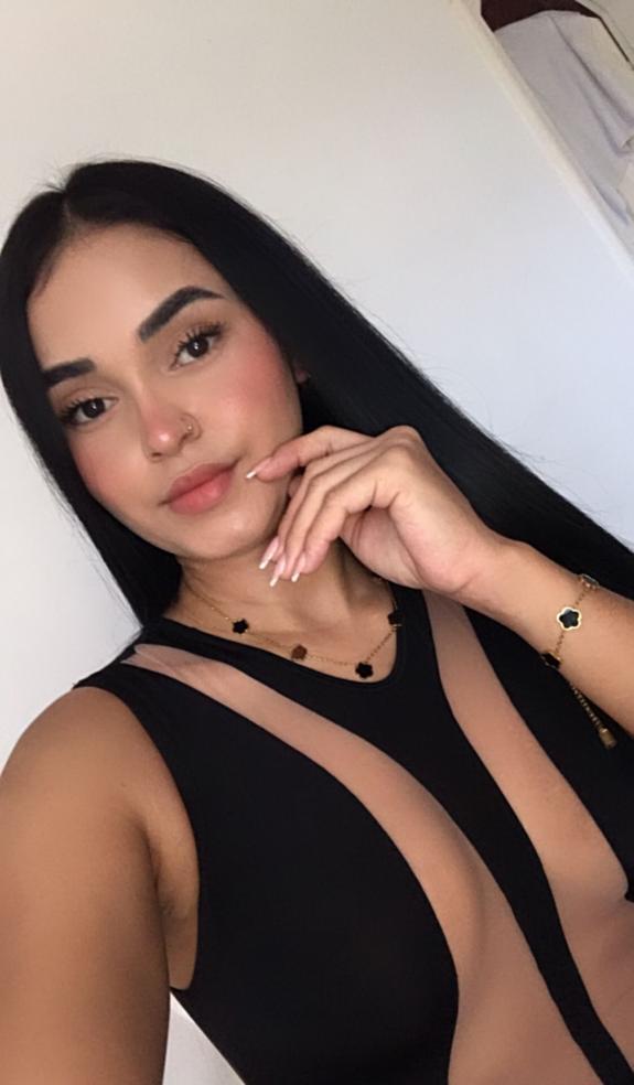 617969907|KARINA|Chica