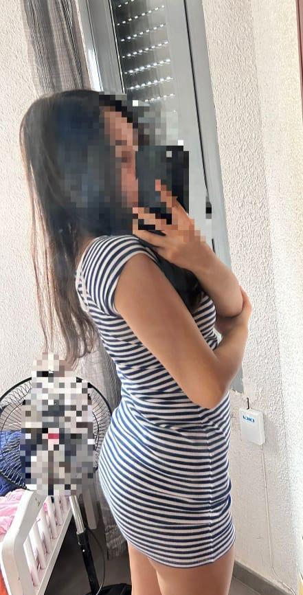 643977044|SOL|Chica