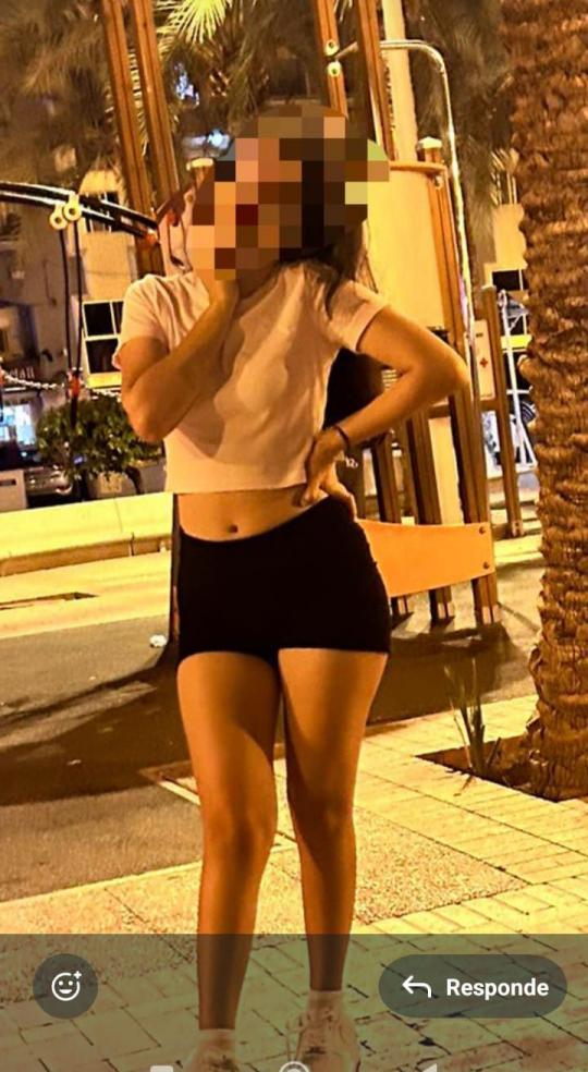 643977044|SOL|Chica
