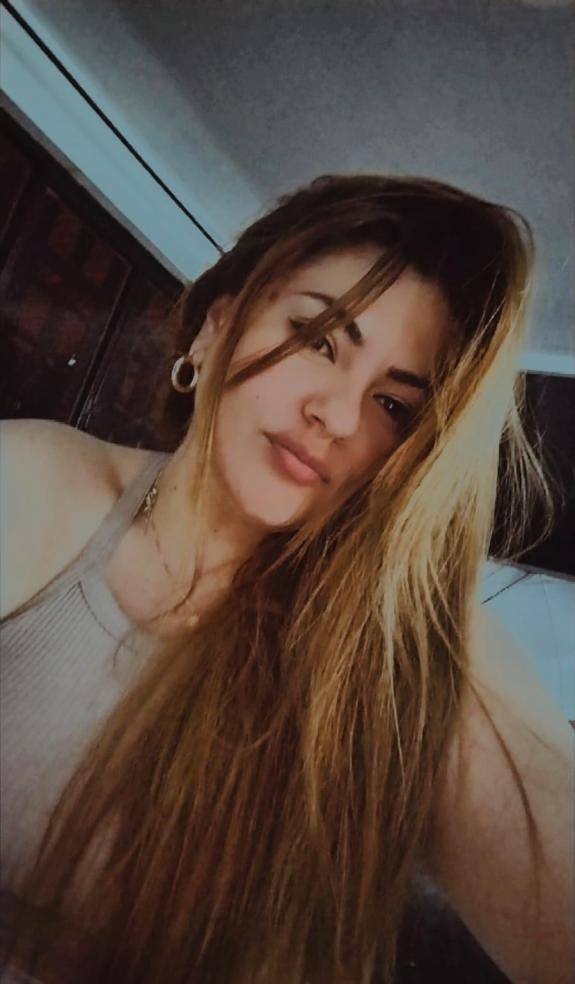 614731480|NORA|Chica