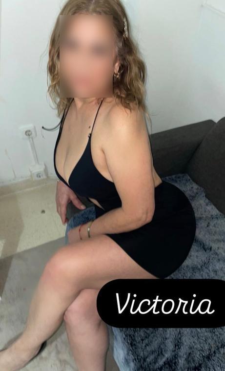 610840089|VICTORIA|Chica
