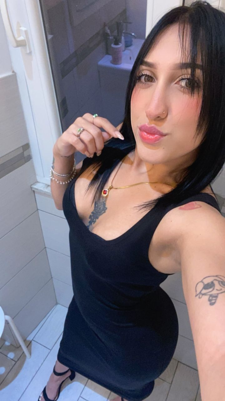633654804|ANGI|Chica