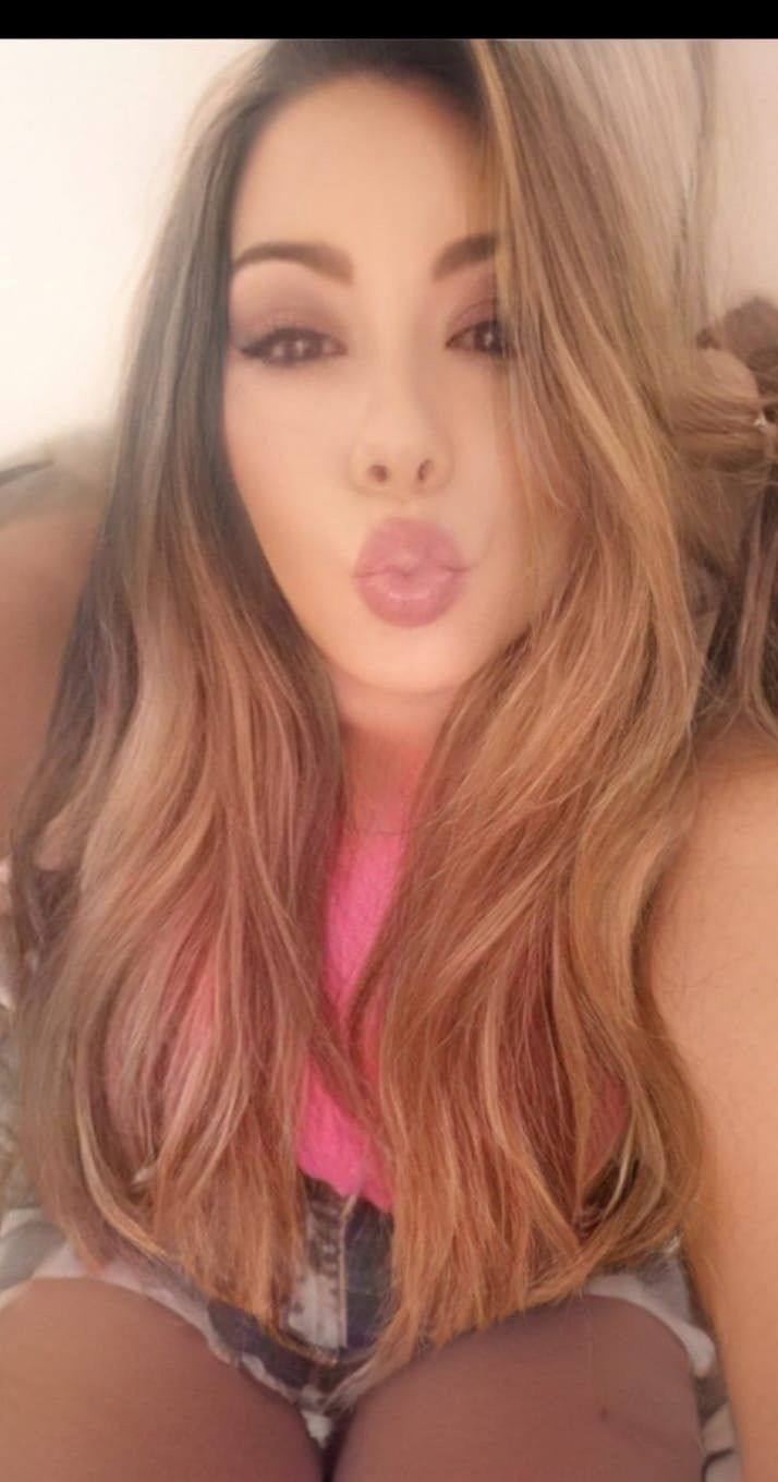 631523131|COLOMBIANA|Chica