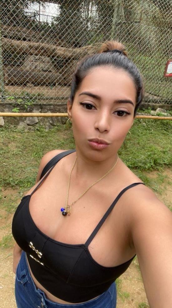 632734736|BELLA|Chica