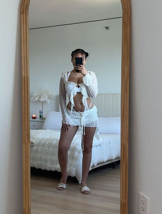 943465622|SALOME|Escort