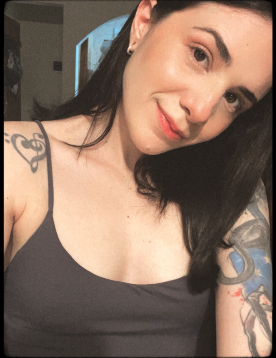 613436324|LOLLA KARIN|Chica