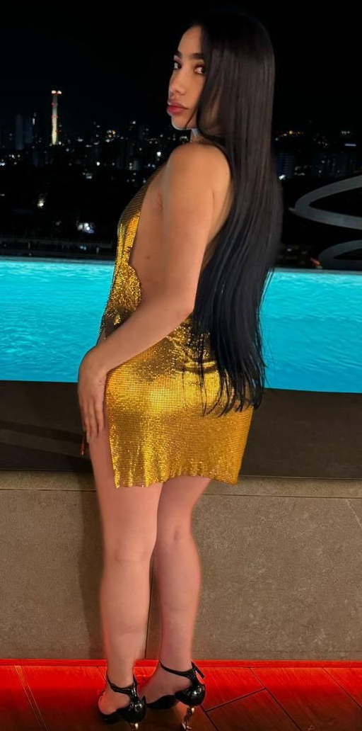 671325377|MADISON|Chica