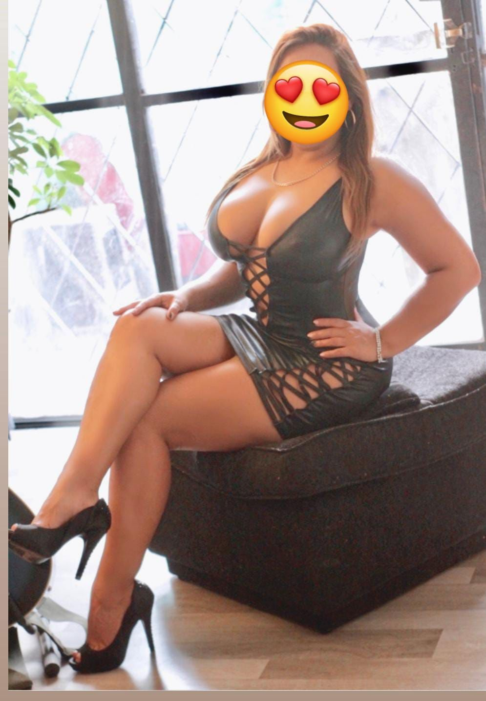 611353449|MARIANA|Chica