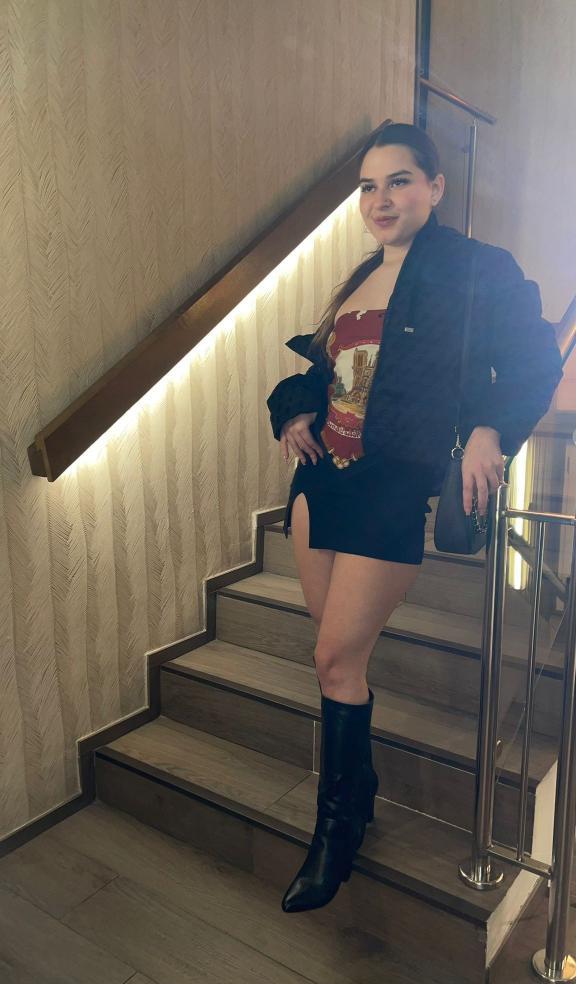 665828227|KIARA|Chica