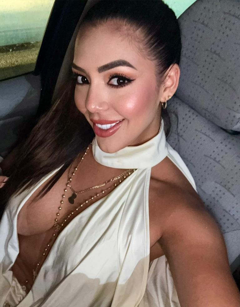 663462297|ANA|Chica