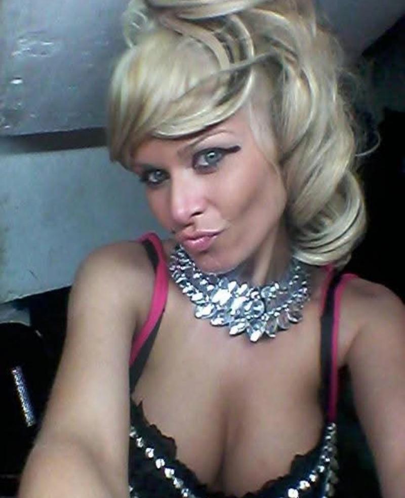 613880039|MARILIN|Chica
