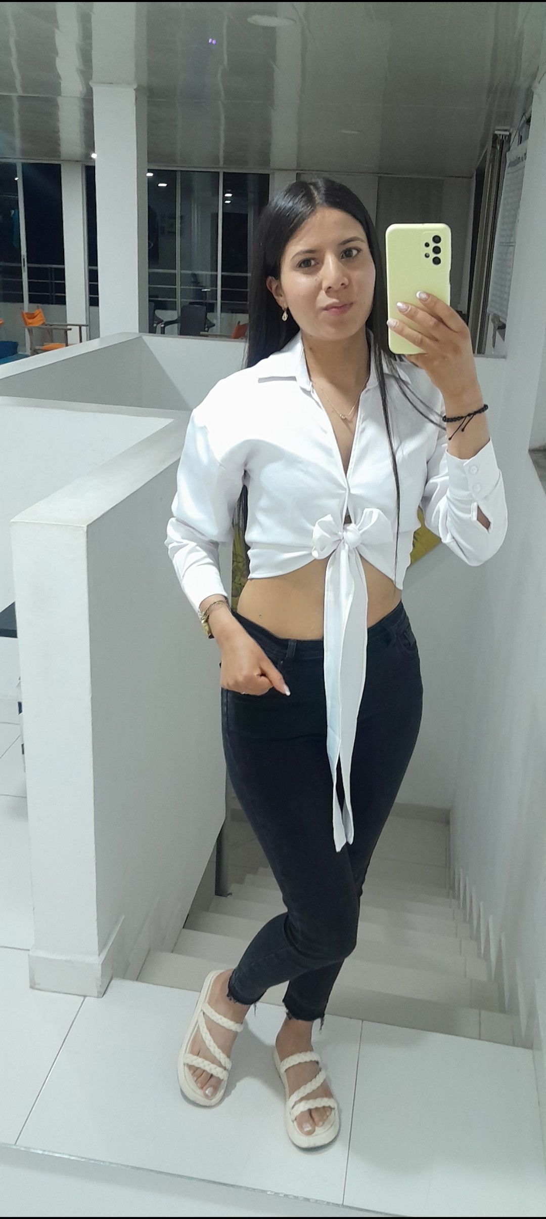 663333434|VIOLETHA|Chica
