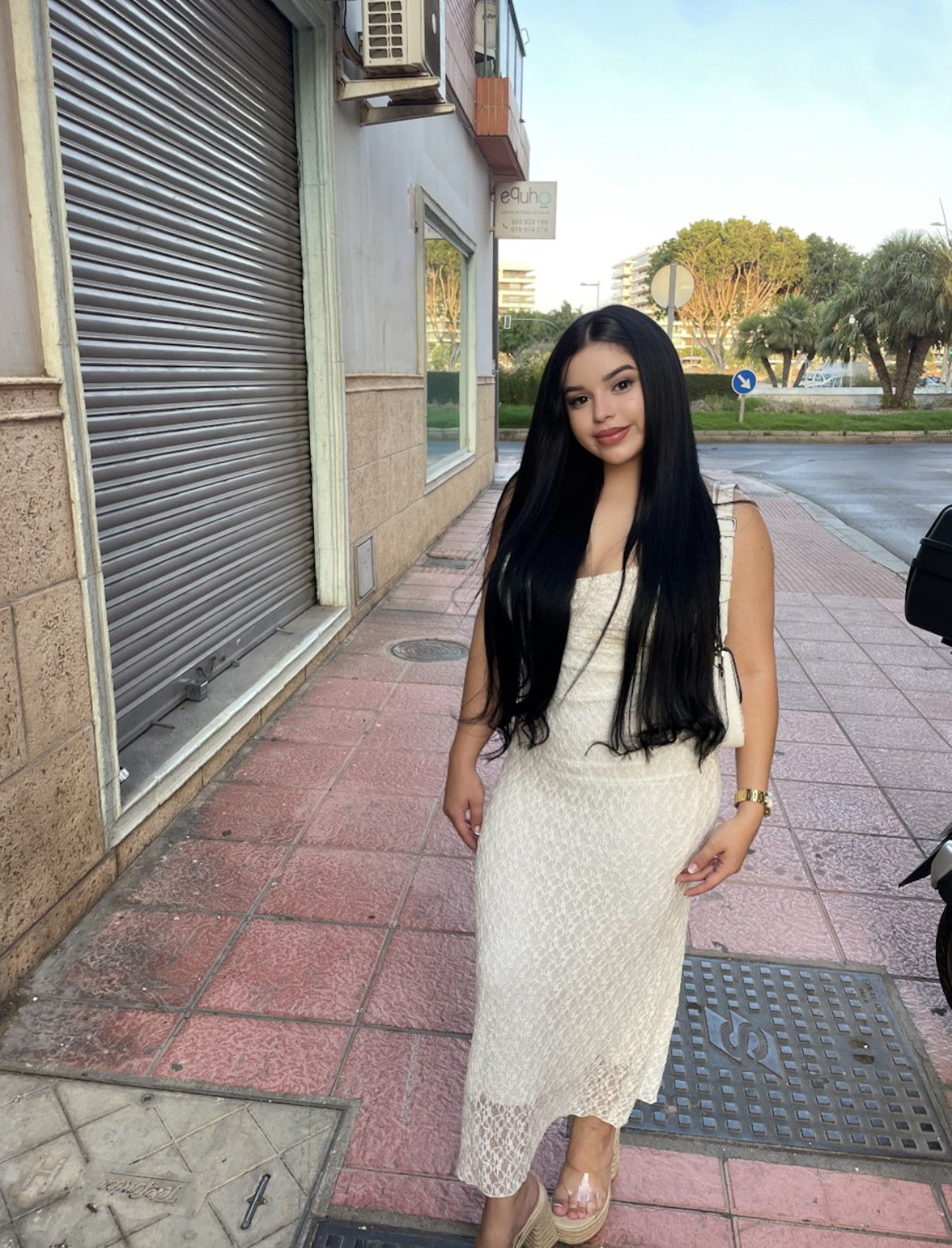 613925604|VALENTINA|Chica