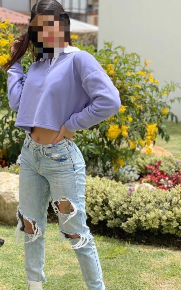 624843995|YESSICA|Chica