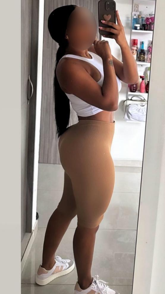 641831457|SOFI|Chica