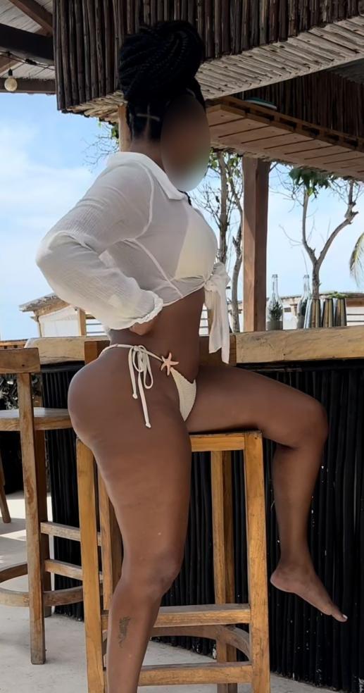 641831457|SOFI|Chica