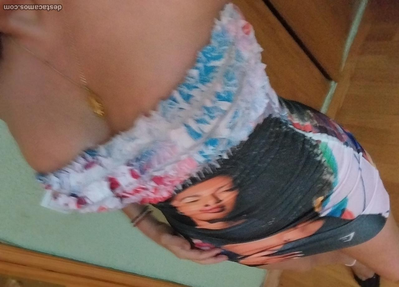 633558423|MIA|Chica