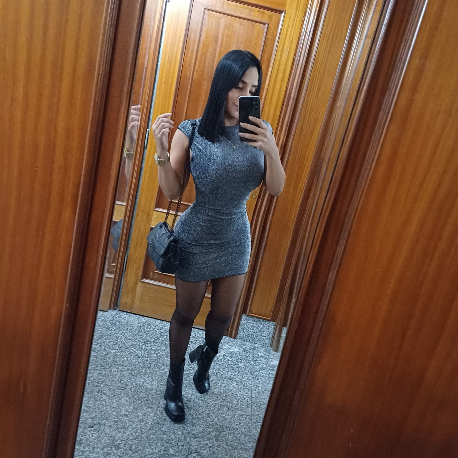 643915413|KYMARA|Chica
