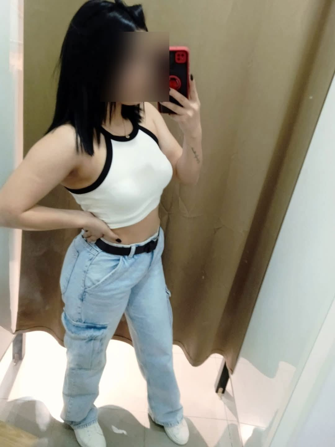631836607|ESTEFANÍA|Chica