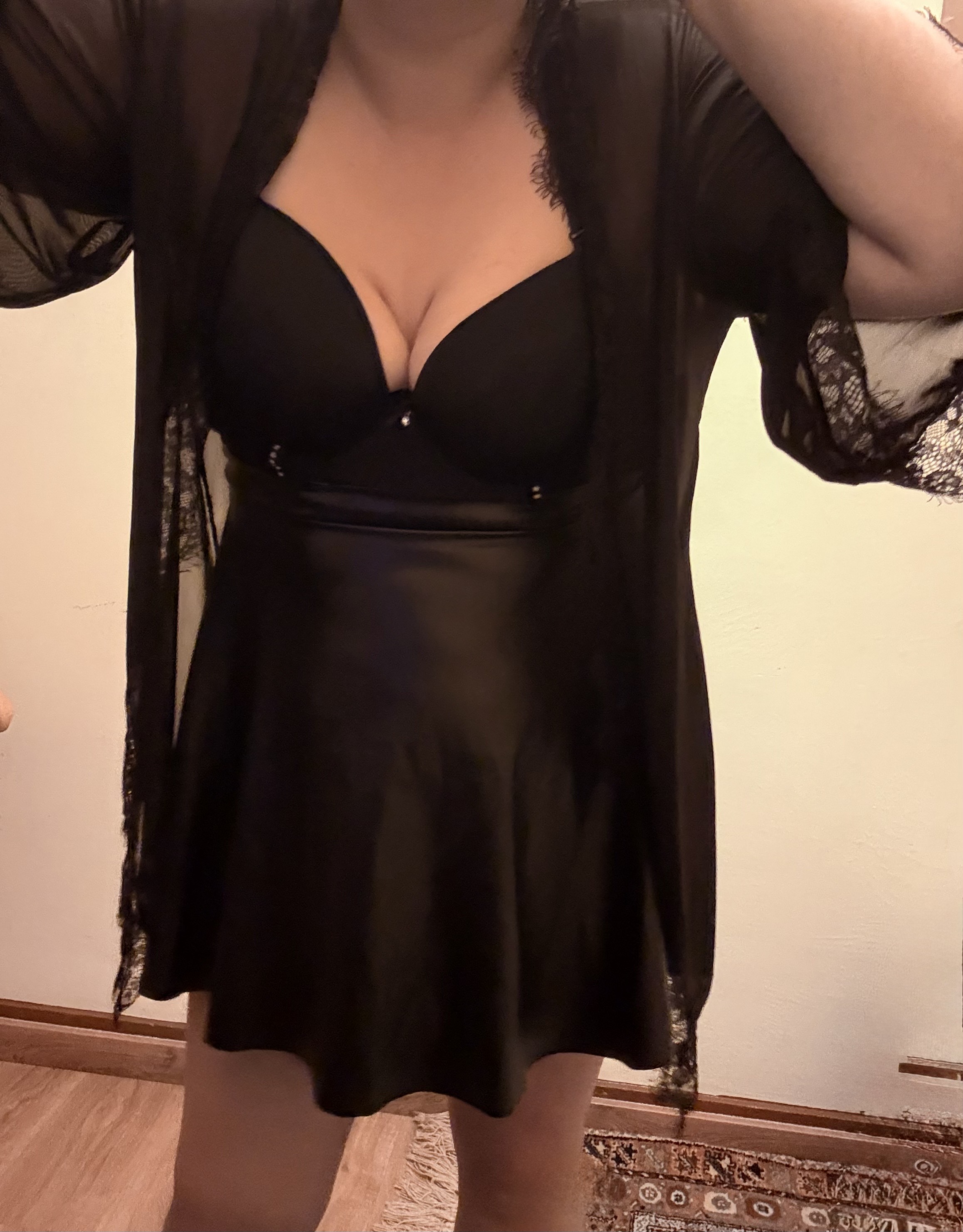 634351672|AMANDA|Chica