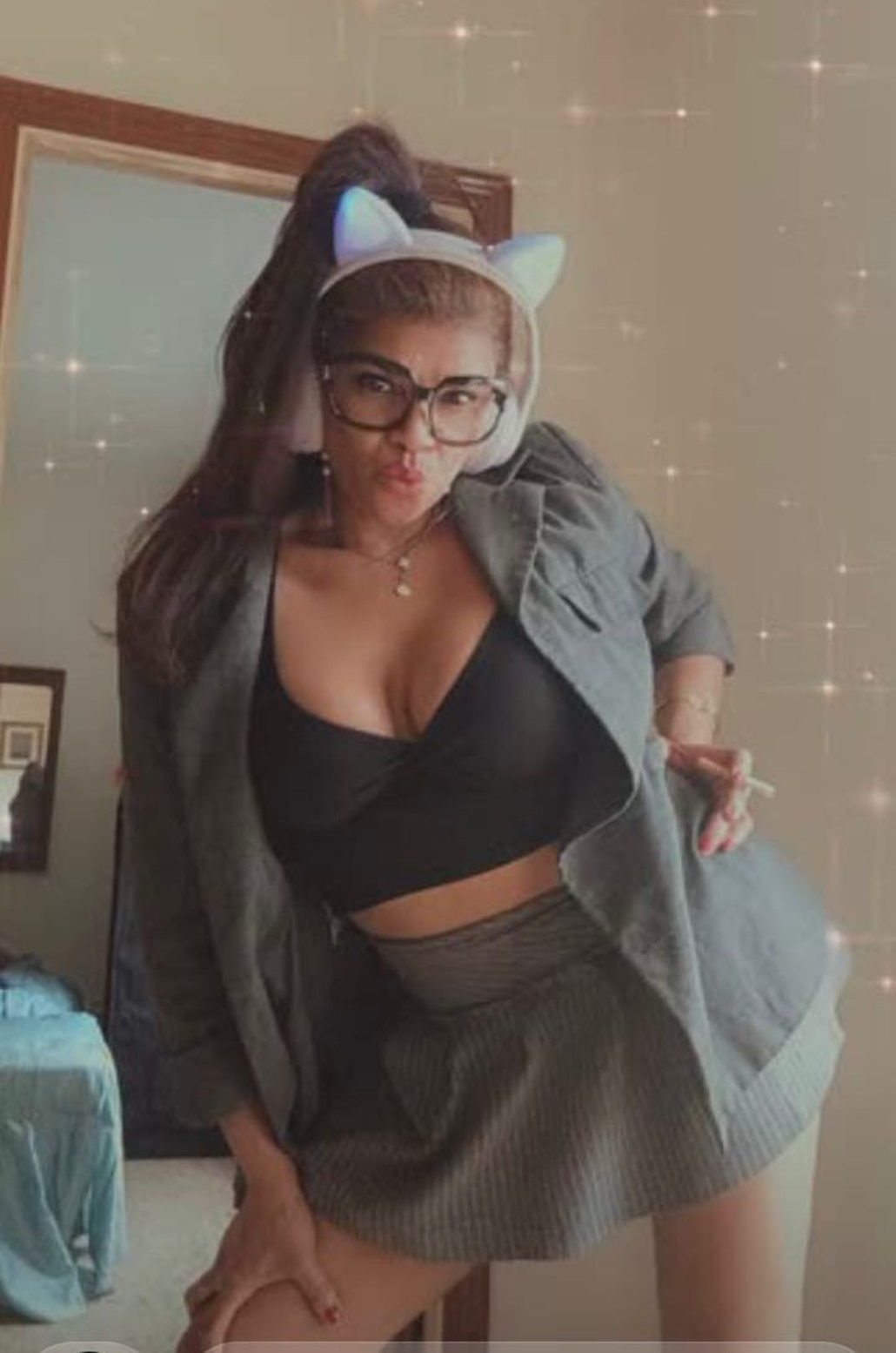 680687637|LAURA|Chica