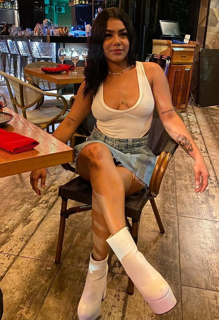 643915588|YENIFER|Chica