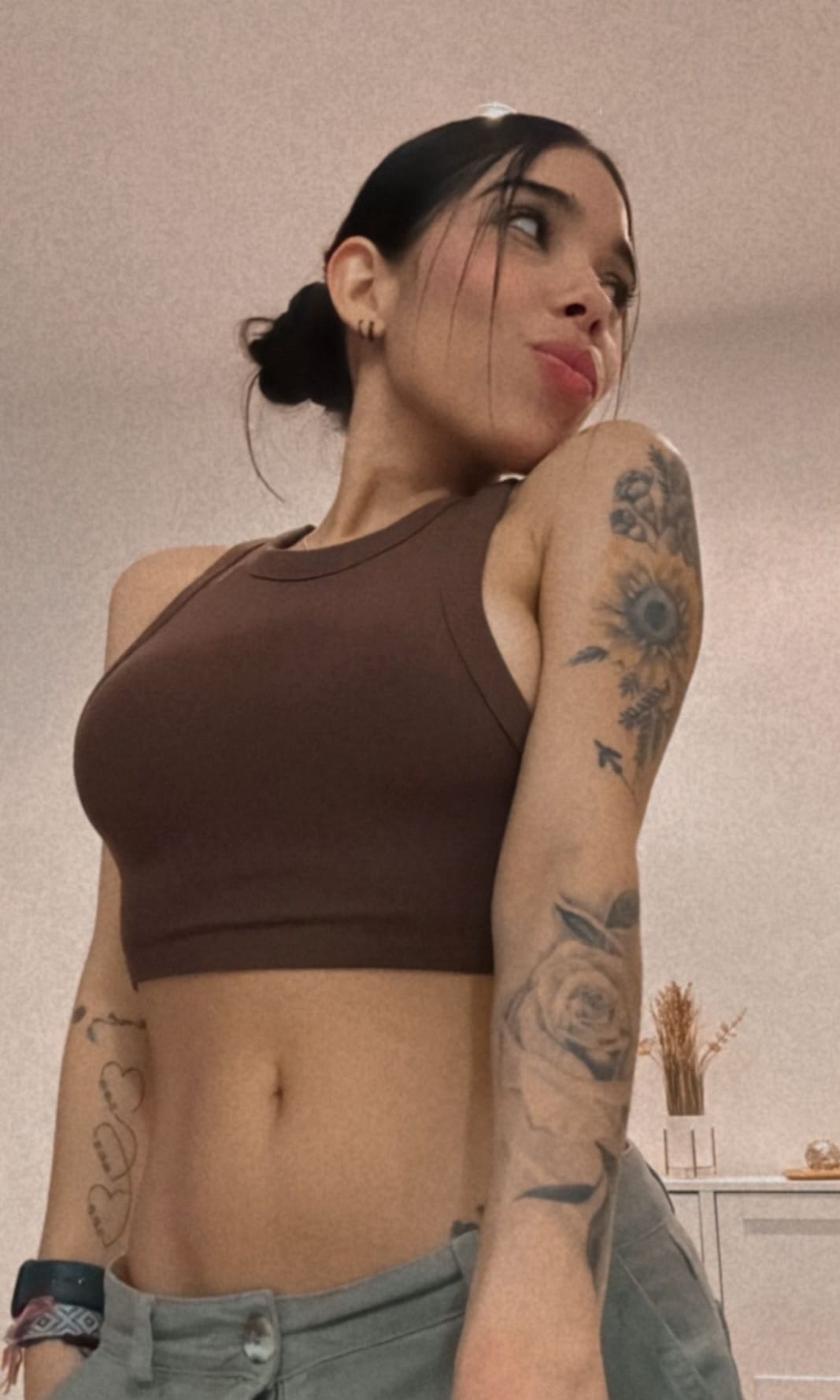 680615957|PAULA|Chica