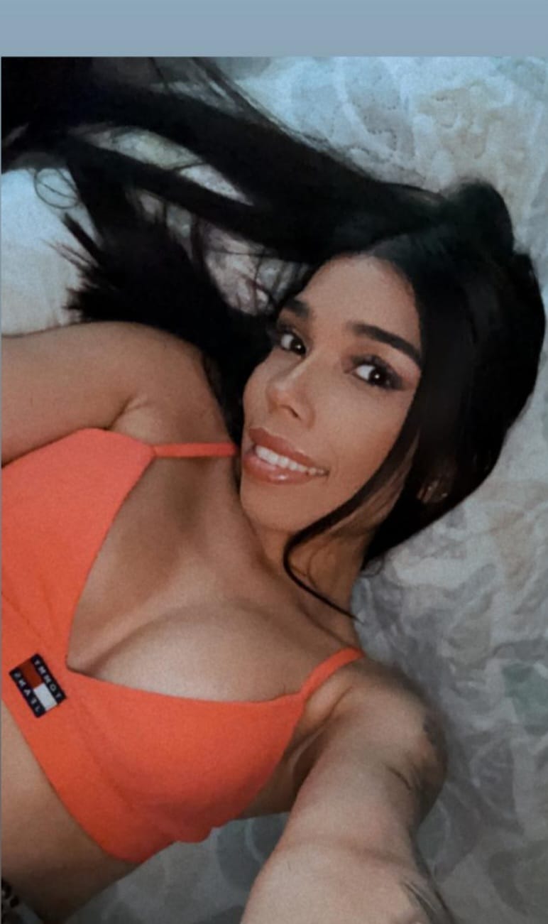 680615957|PAULA|Chica