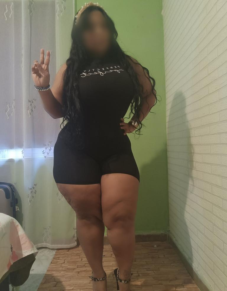 631812547|JOLY|Chica