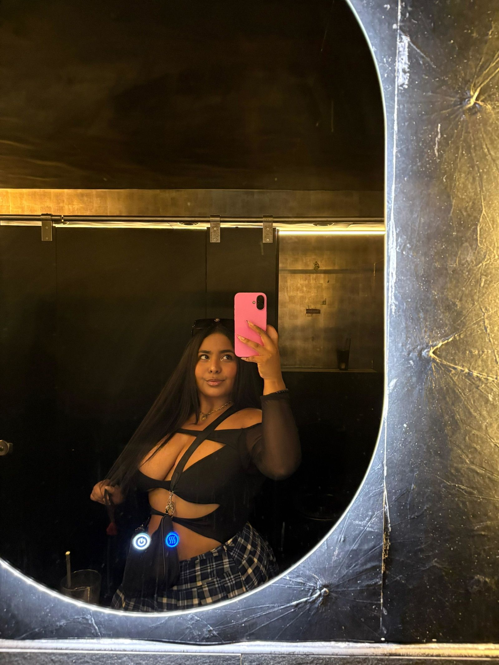 664299854|EMMA|Chica