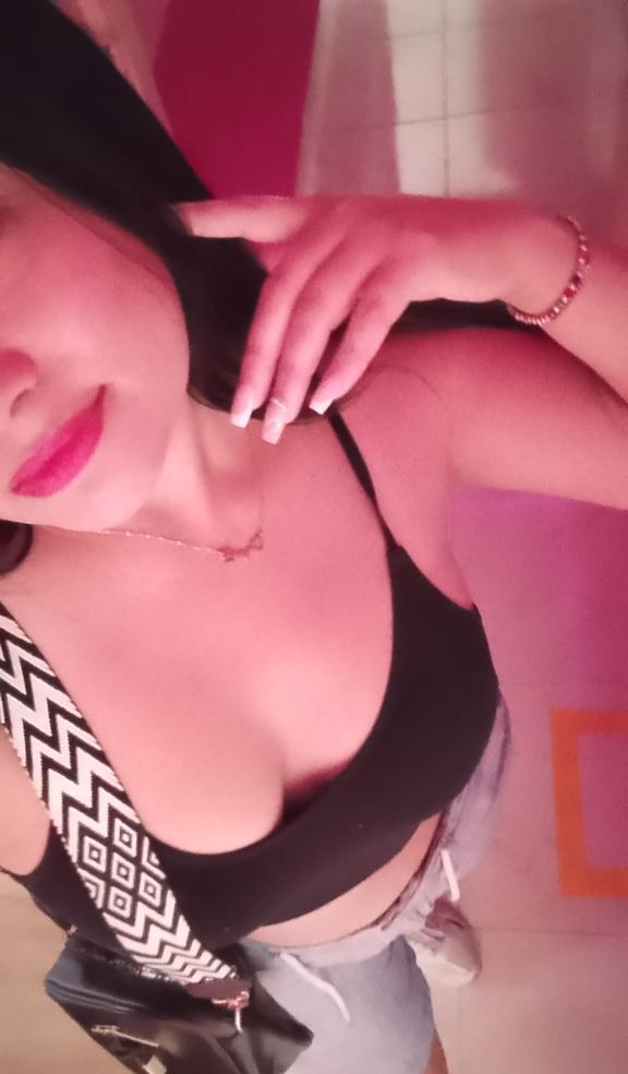 602470229|DANIELA|Chica