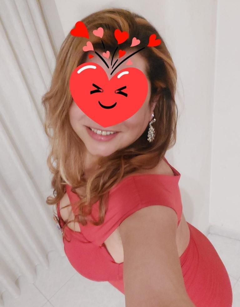 643697706|GEMMA|Chica