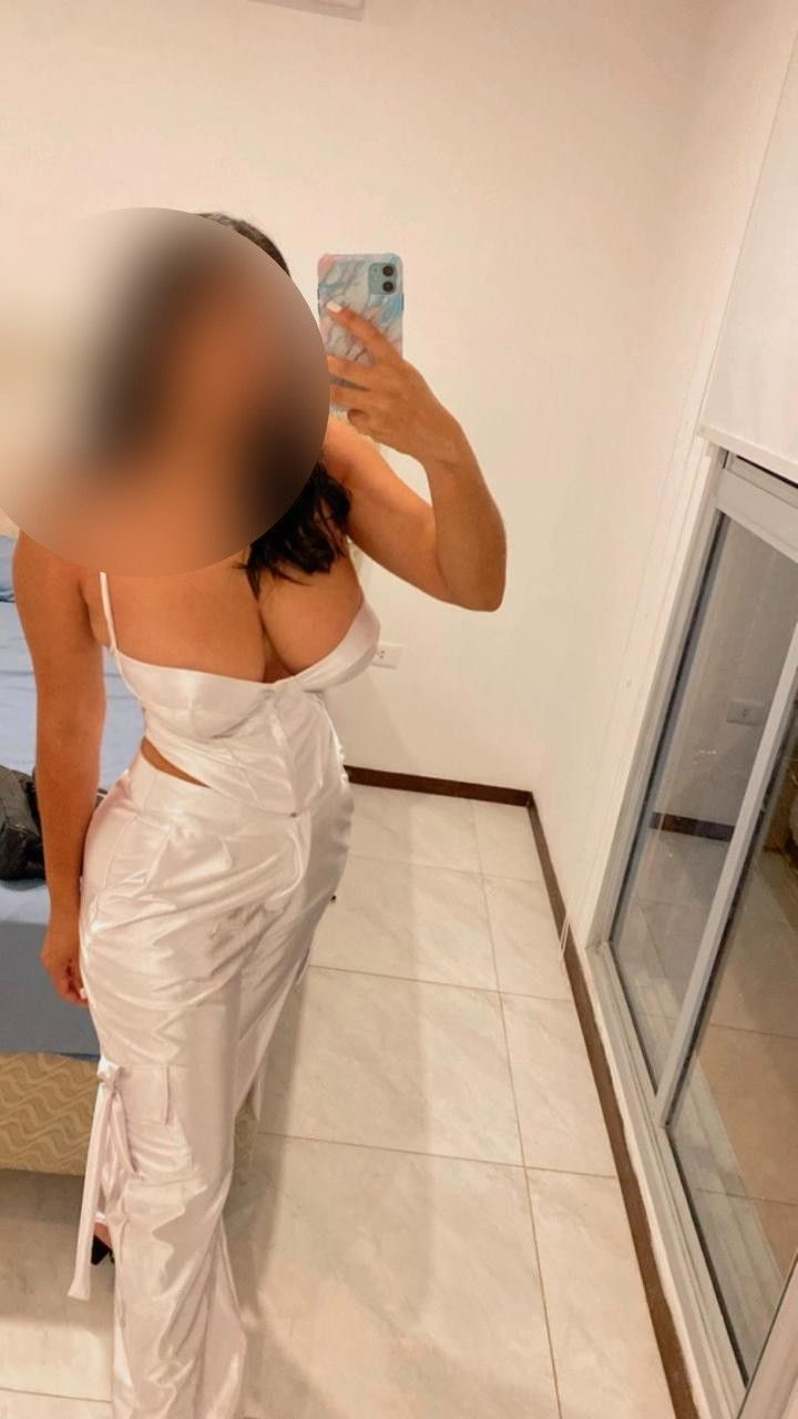 611249395|MACA|Chica