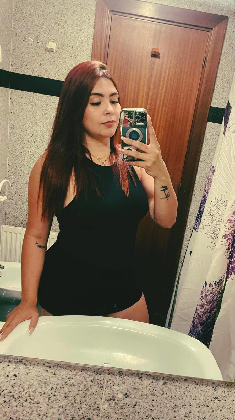 637562905|ANDREA|Chica