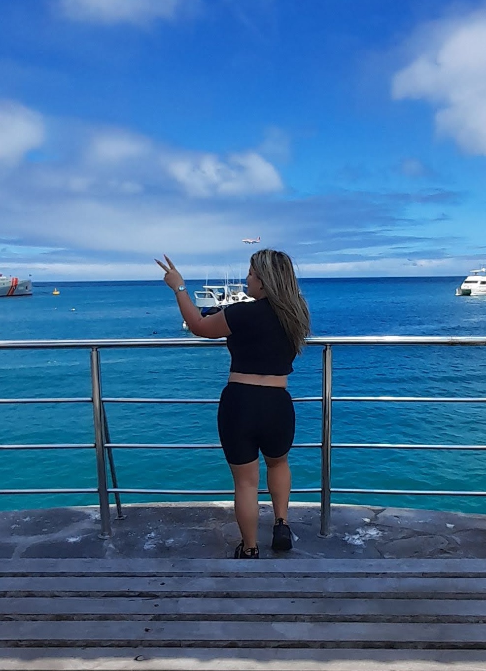 672730235|TATIANA|Chica