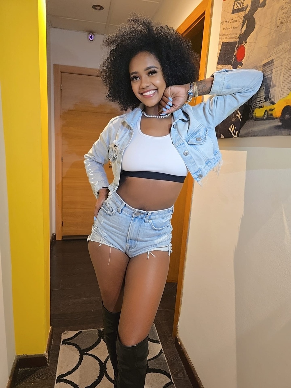 680615957|THAIS|Puta