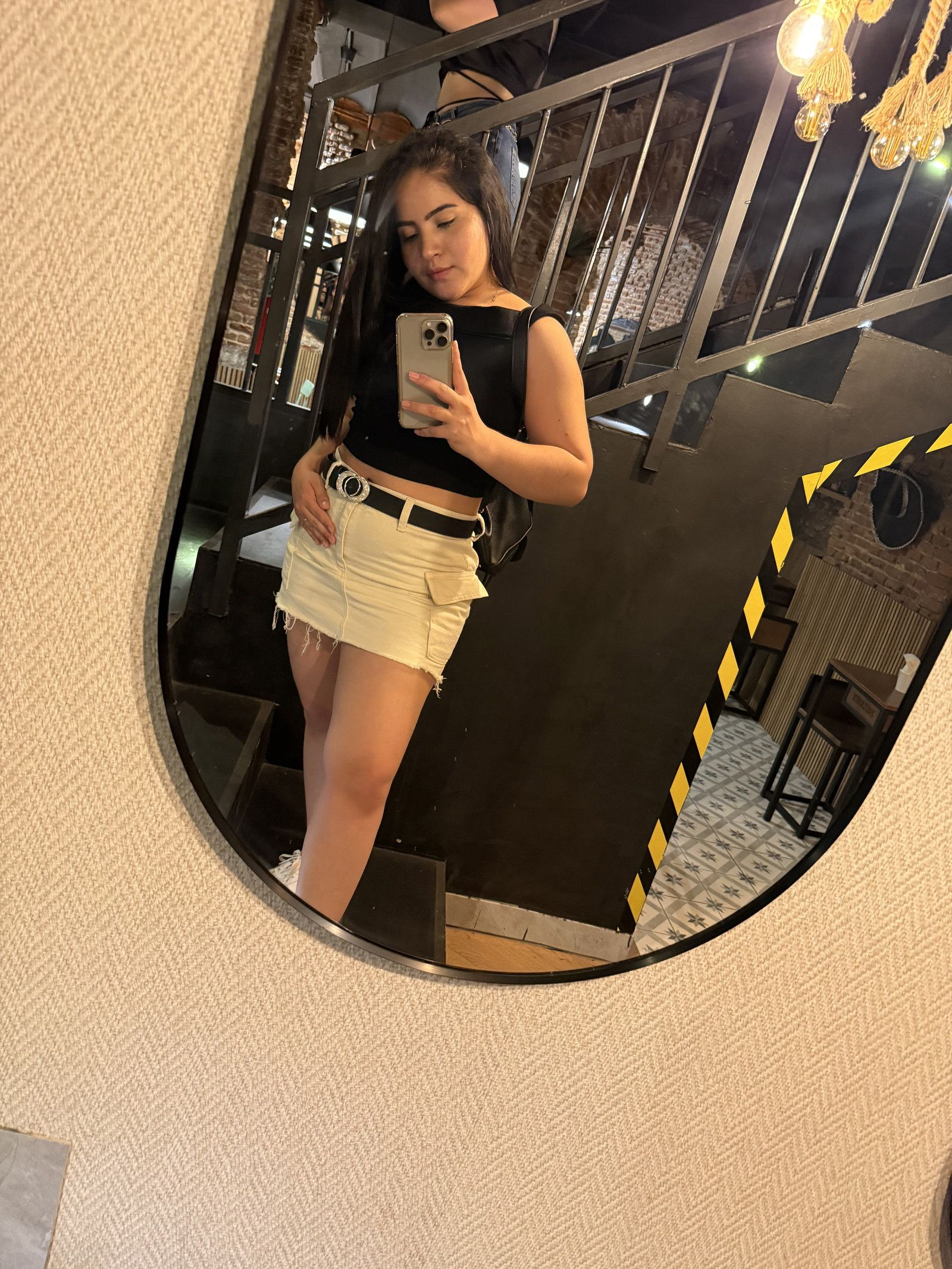 614719671|NICOL|Chica