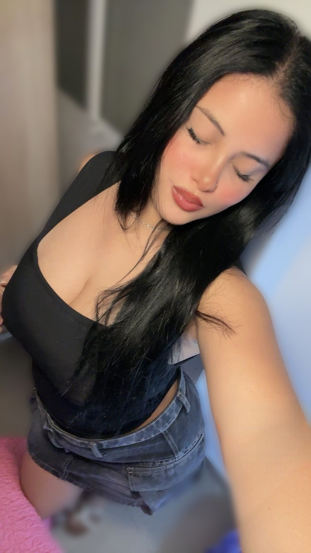 612211528|OLIVIA|Chica