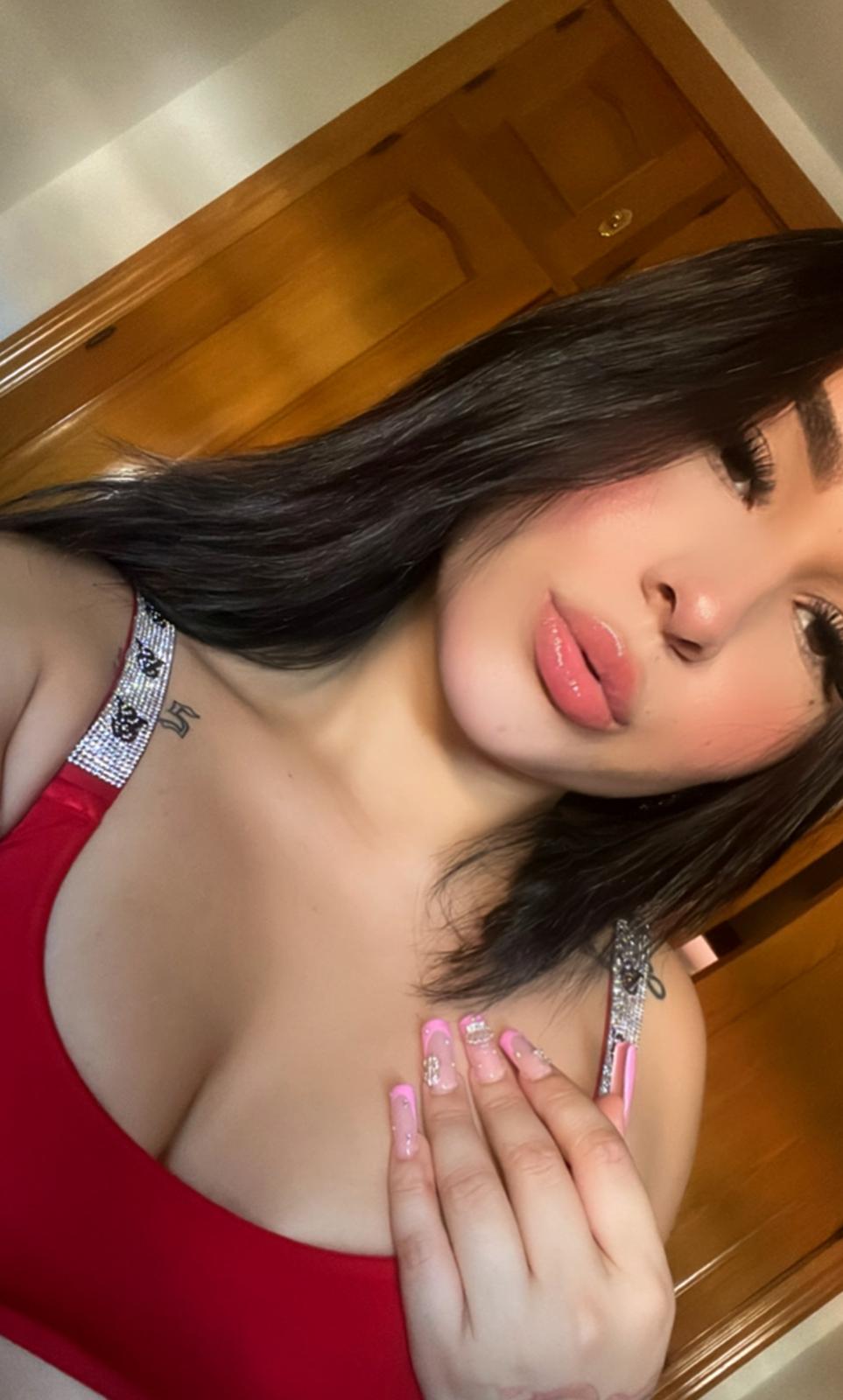 604240778|MIA|Chica