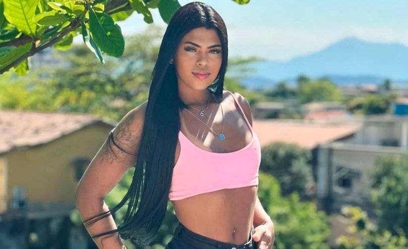 643647120|MÍA|Chica