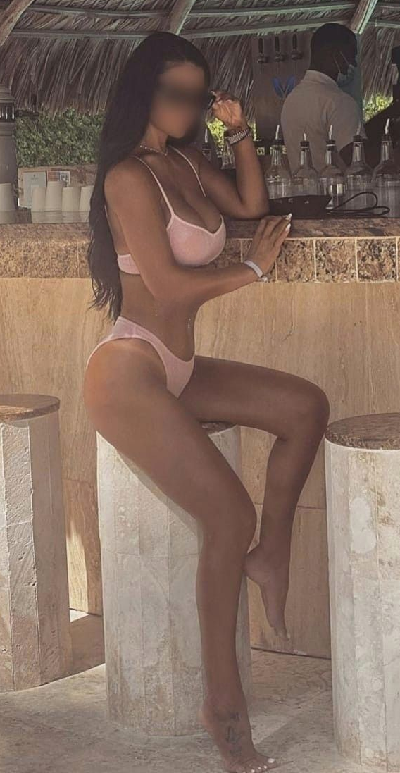 697428033|IRENE|Chica